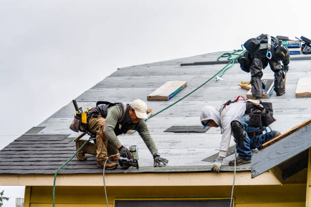 Professional Gutter Installation technician working in Glide, OR